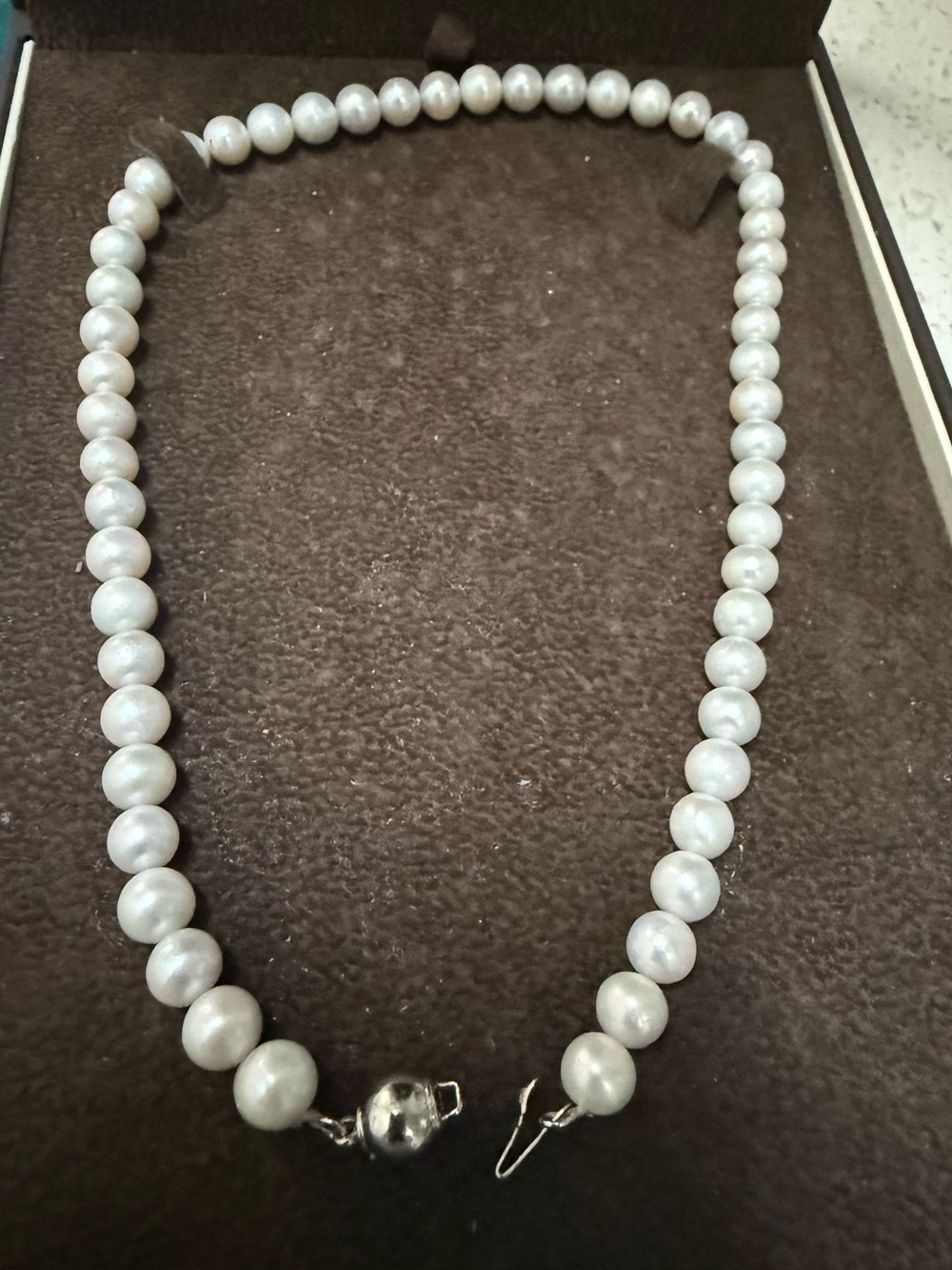 Top quality Fresh water pearl Strand Necklace - comparable to mikimoto quality
